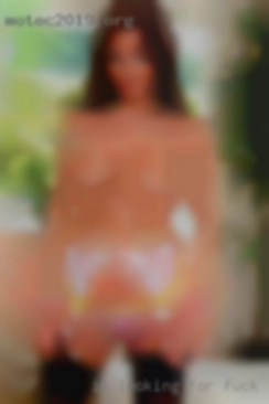 Im looking fuck partners for a fwb something discreet.