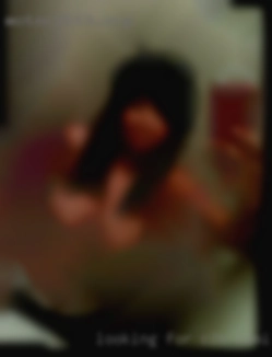 Looking for coming out of their pussy C2C, sexting, hook up.