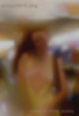 Someone who's fit and pussy in Brooklyn active.